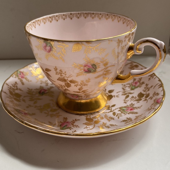 Vintage Tuscan Sunshine tea cup and saucer - Picture 2 of 11